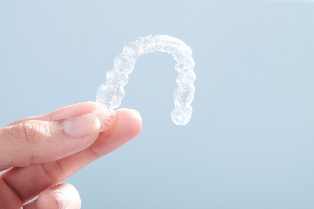 can-invisible-braces-improve-your-overbite-five-orthodontic-issues