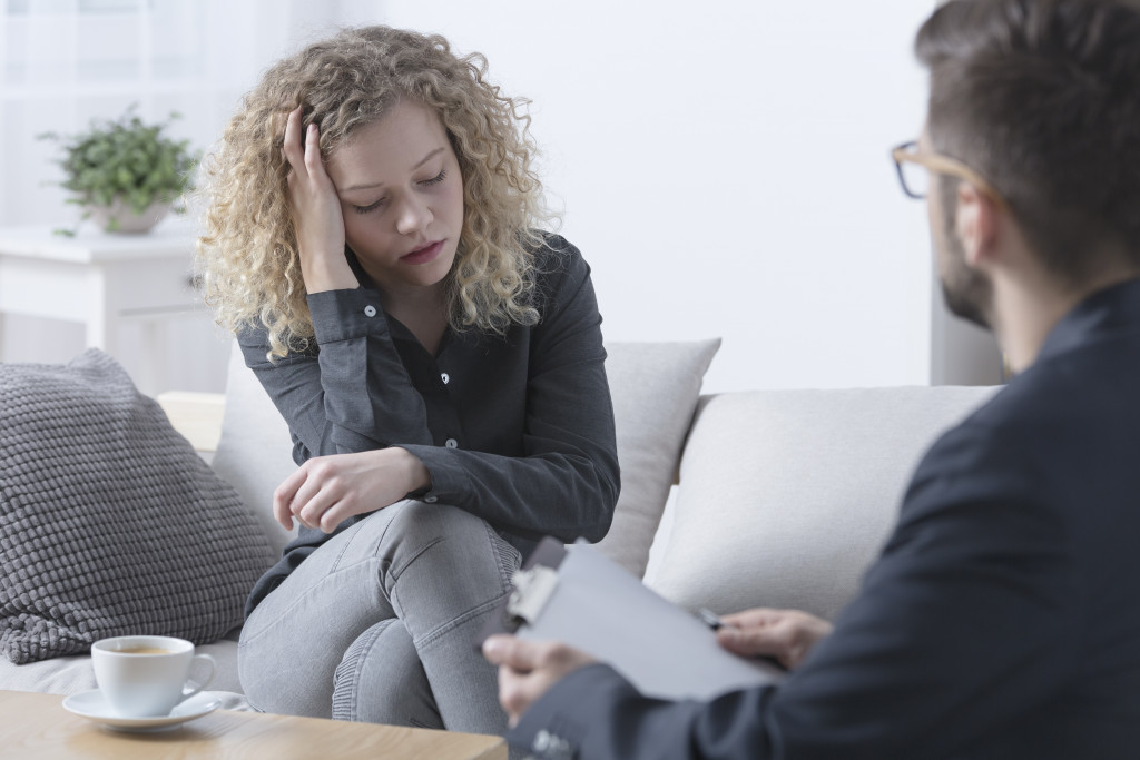 Woman talking to psychiatrist